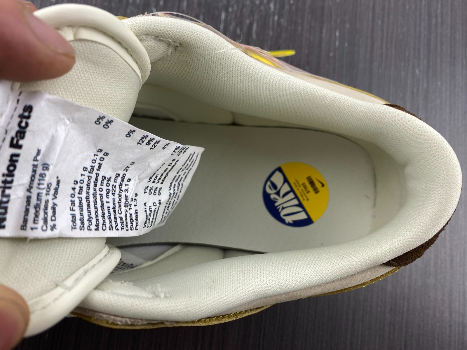 nike dunk low lx banana (w) - dr5487-100