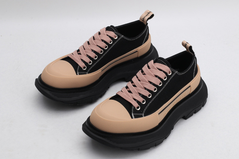 alex mcq tread slick lace up in black & brown
