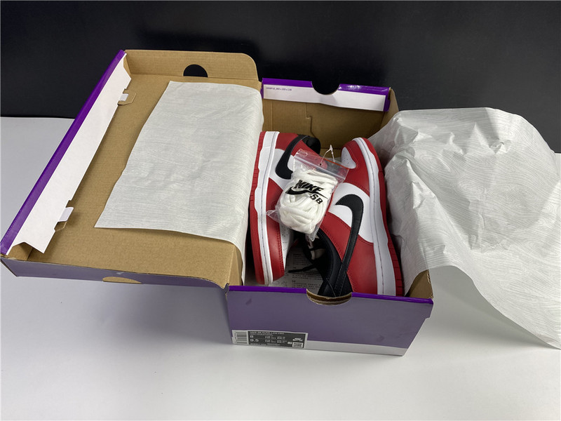 nike dunk sb low “chicago” bq6817-600