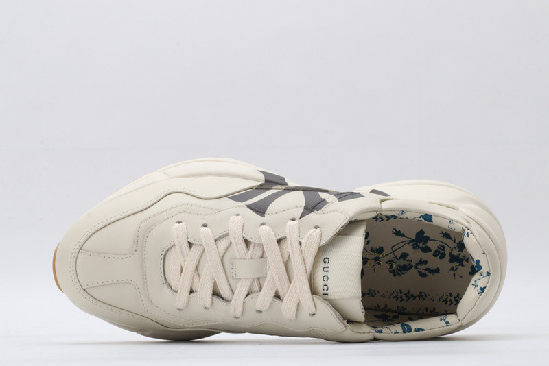 G*u*i ace embroidered low-top sneaker white with ny