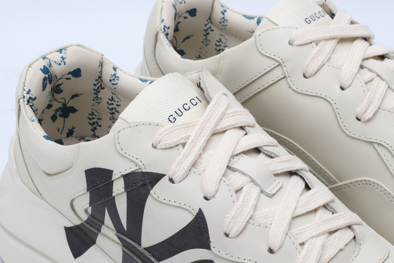 G*u*i ace embroidered low-top sneaker white with ny