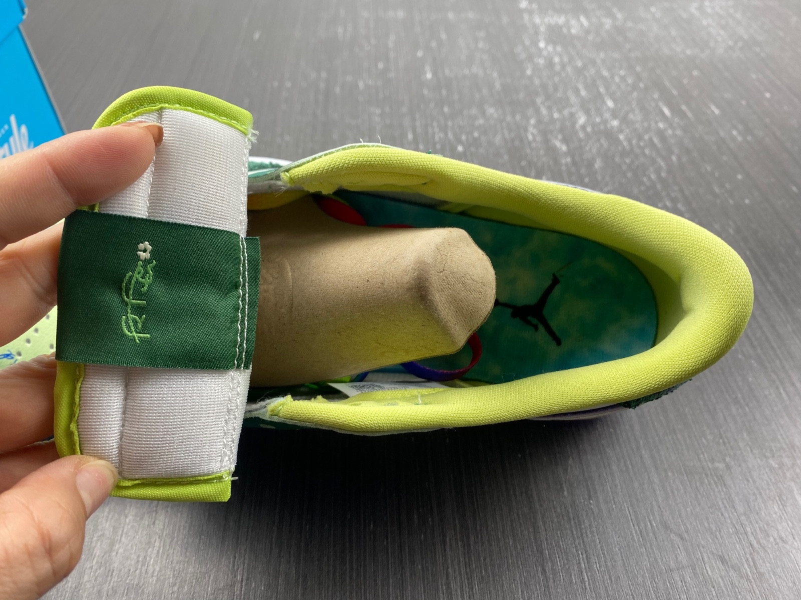 jordan 1 retro low og doernbecher (2023) - fd9665-351