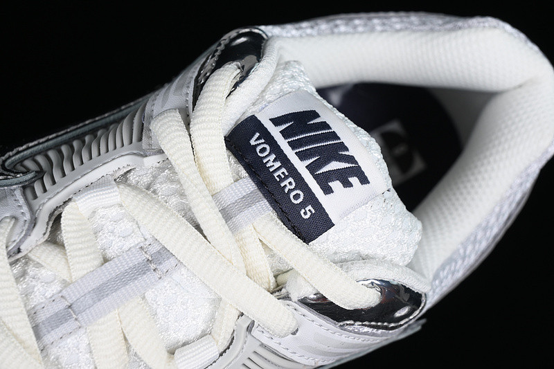 nike zoom vomero 5 photon dust metallic silver women