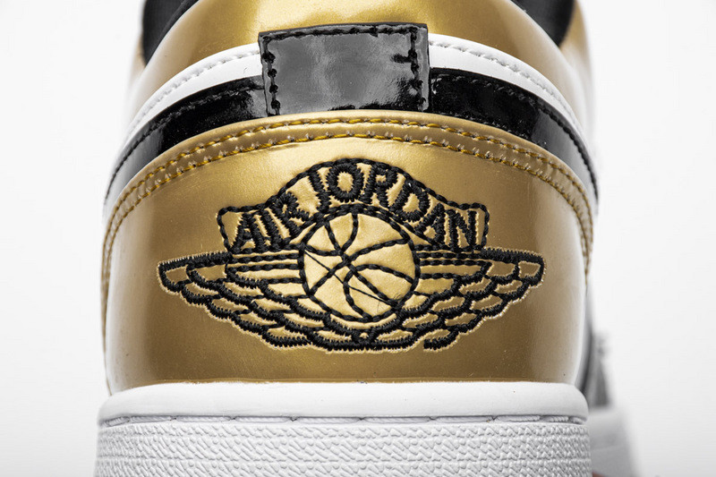 jordan 1 low gold toe cq9447-700
