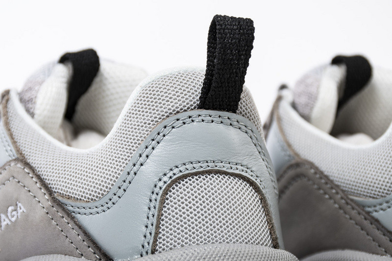 Ba*len*cia*ga triple s 541621w090111220