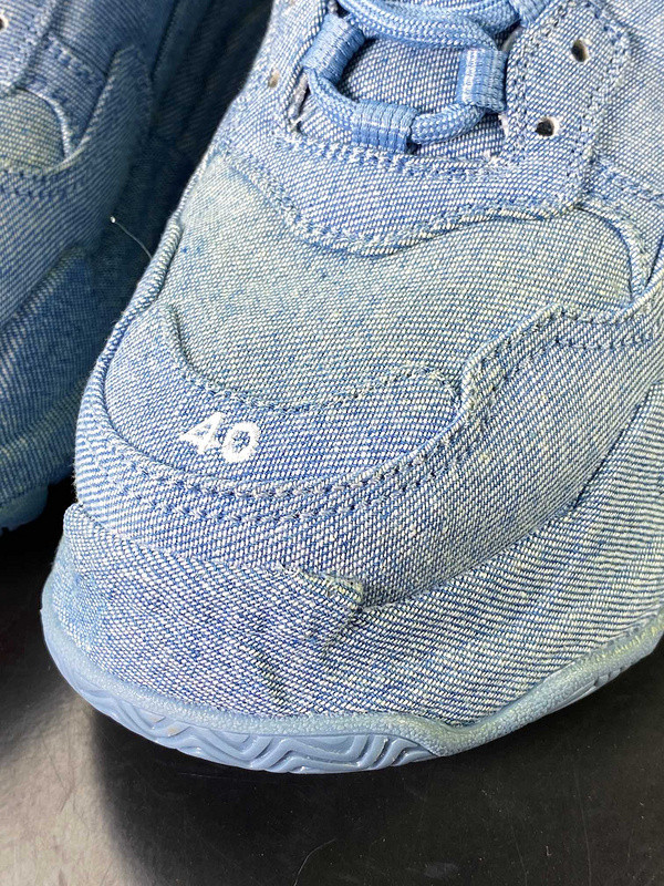 Ba*len*cia*ga triple s