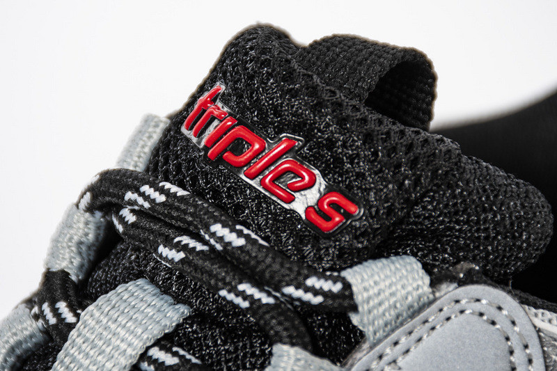 Ba*len*cia*ga triple s grey/sliver/black