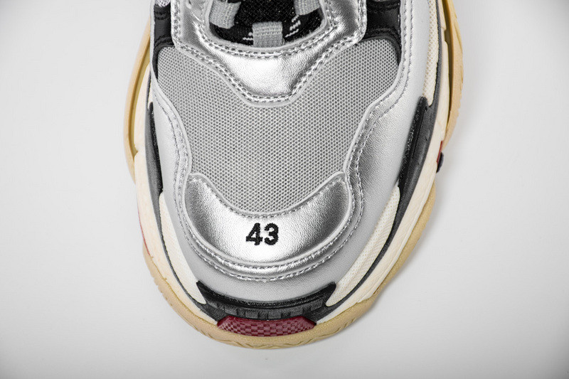 Ba*len*cia*ga triple s grey/sliver/black