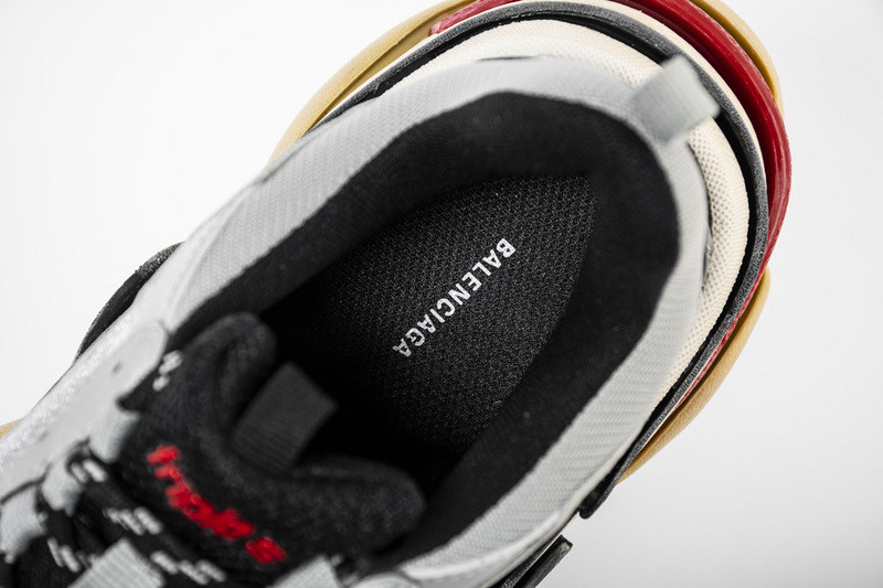 Ba*len*cia*ga triple s grey/sliver/black