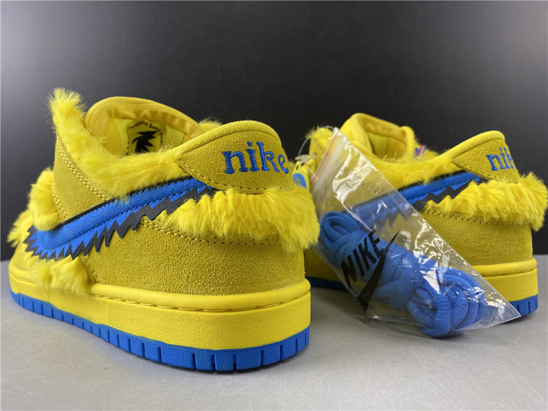 grateful dead x nike sb dunk low“ yellow bear” cj5378-700