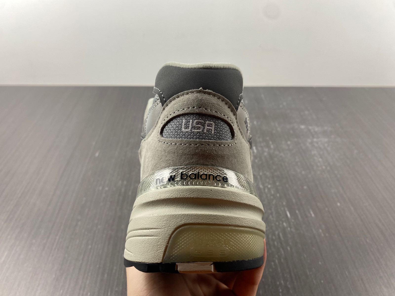 new Ba1an*e 992 grey - m992gr