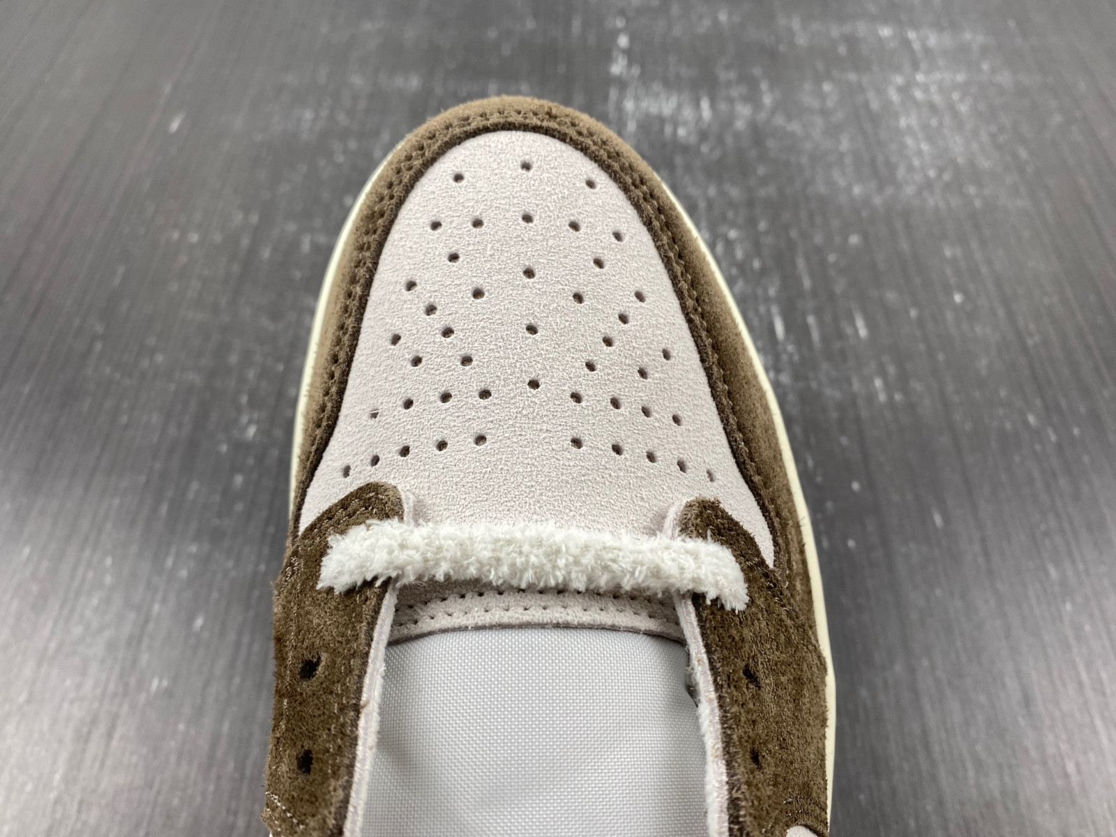 jordan 1 retro low og year of the rabbit dv1312-200