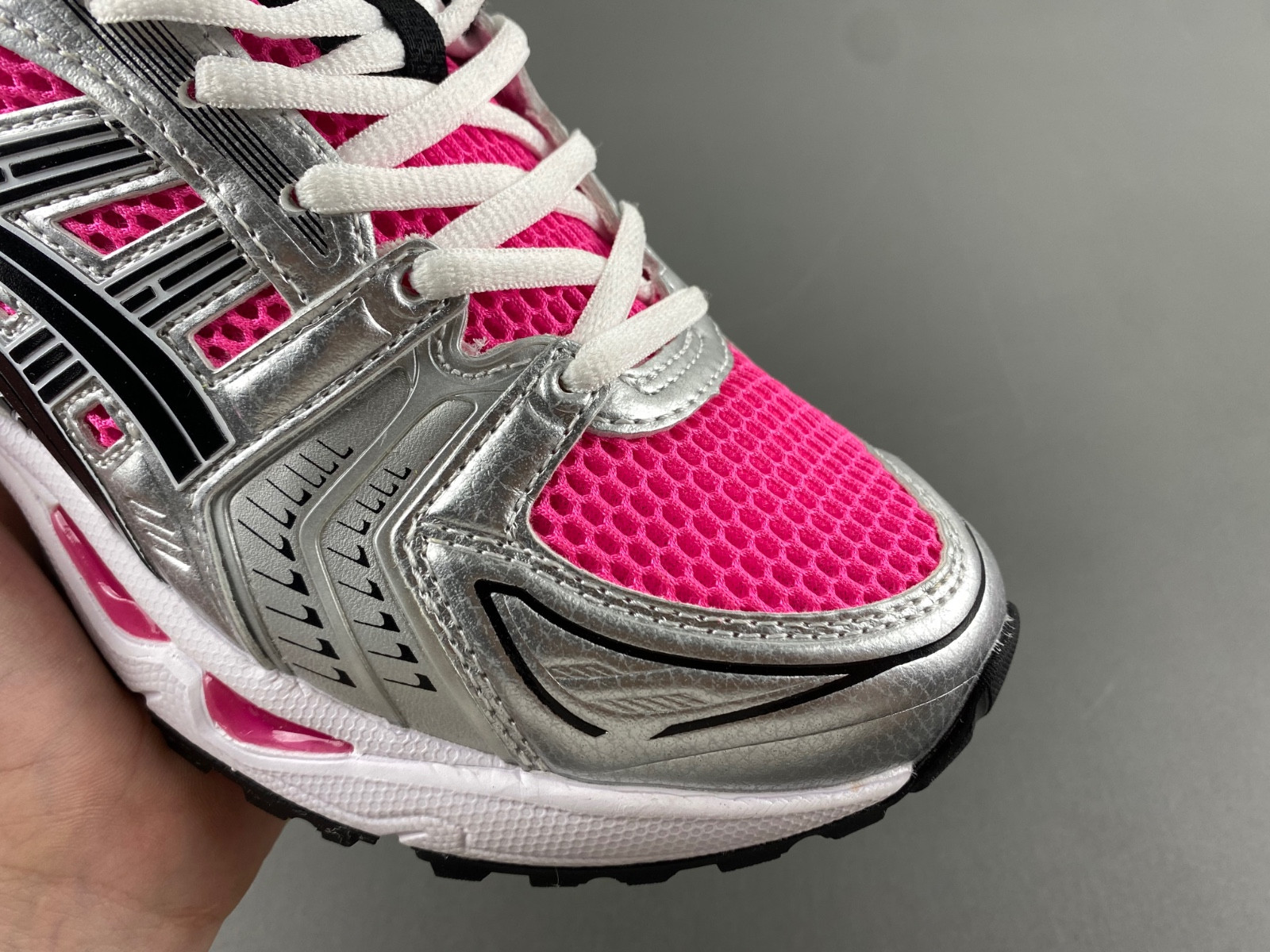 As*ic*s gel kayano 14 