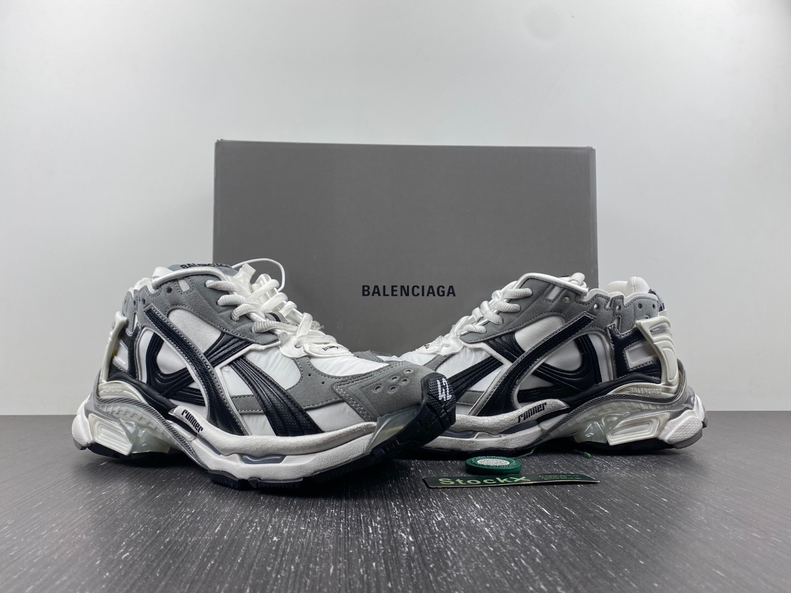 Ba*len*cia*ga runner sneaker in grey/white/black
