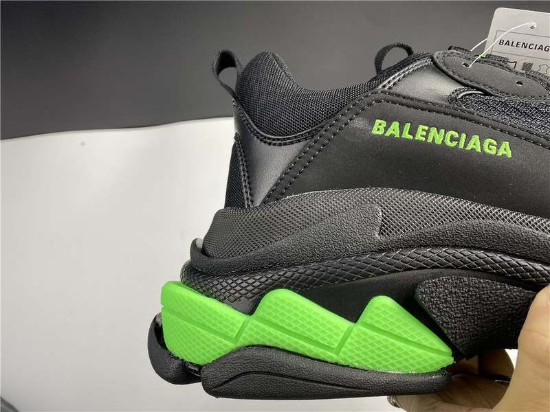 Ba*len*cia*ga triple s black green