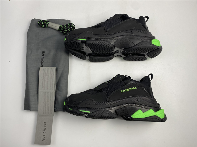 Ba*len*cia*ga triple s black green