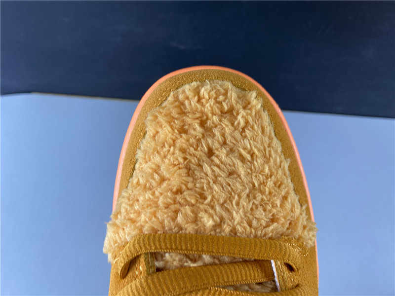 dead x nike sb dunk low“ orange bear” cj5378-800