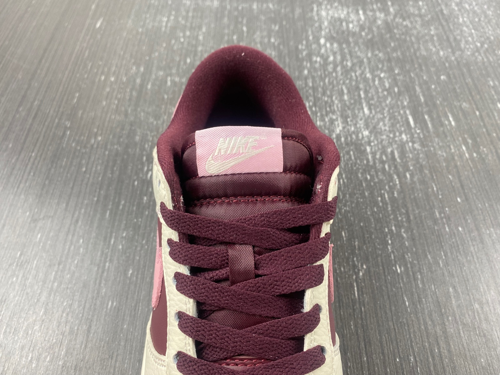 nike dunk low valentine