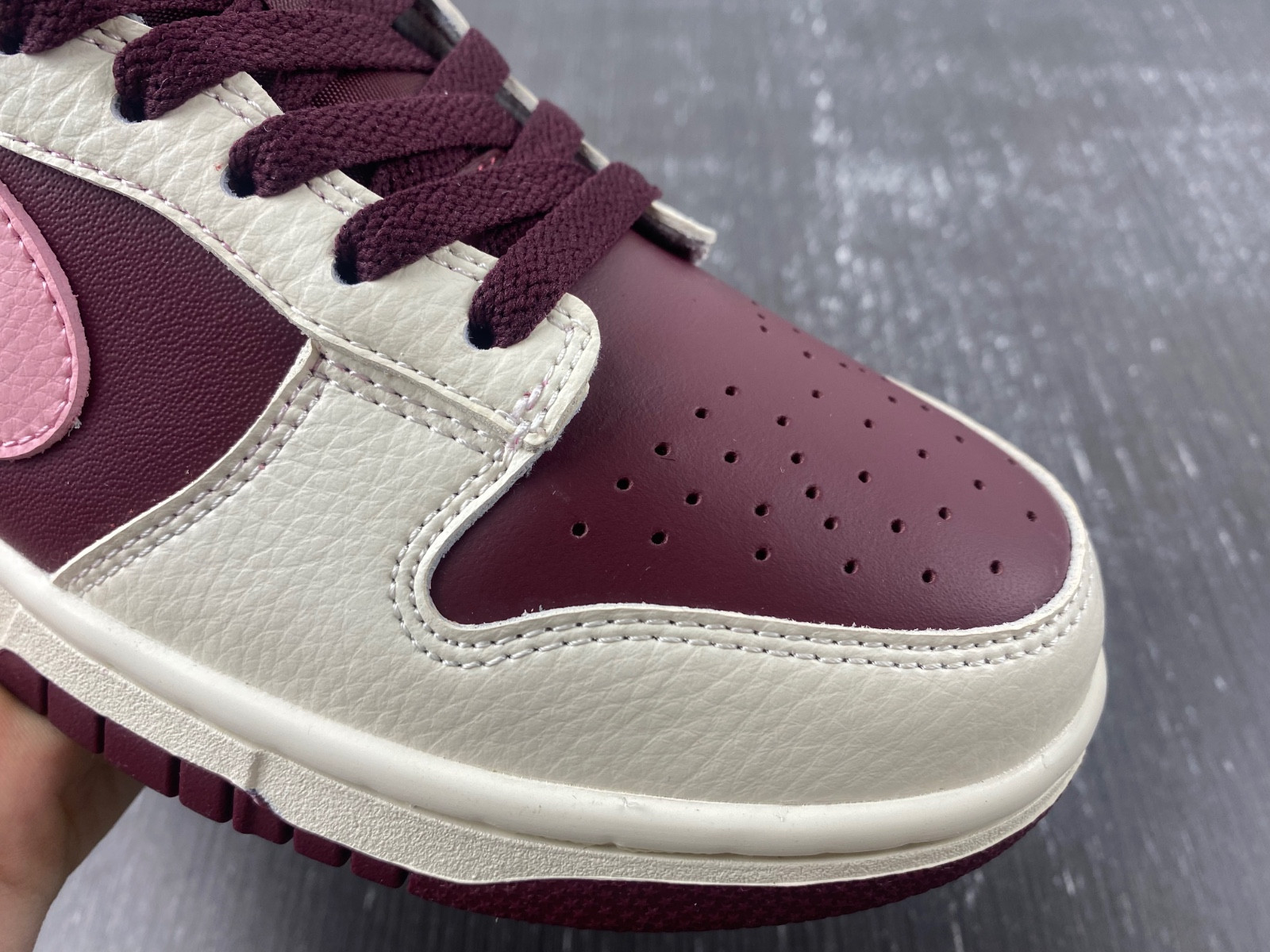 nike dunk low valentine