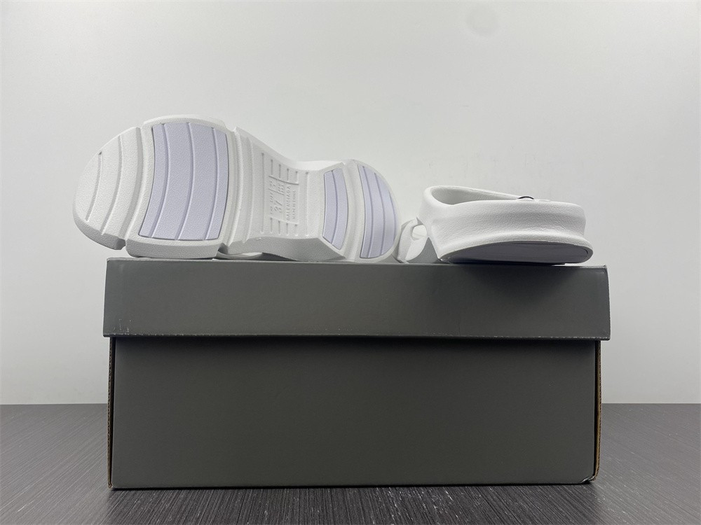 Ba*len*cia*ga mold slide sandal 653874w3ce29000