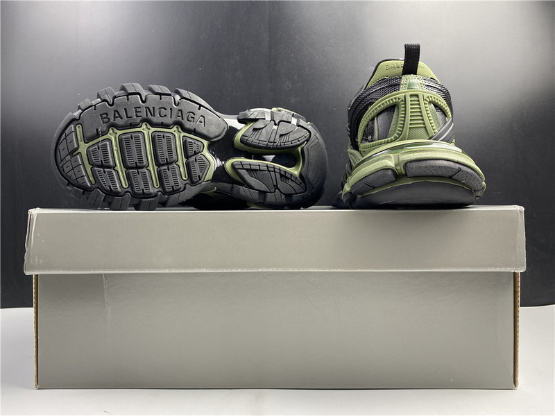 Ba*len*cia*ga track sneaker