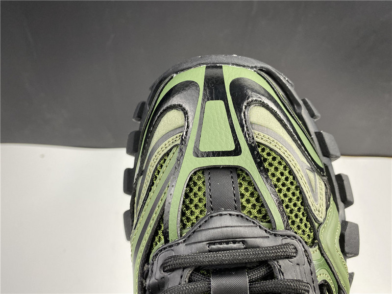 Ba*len*cia*ga track sneaker