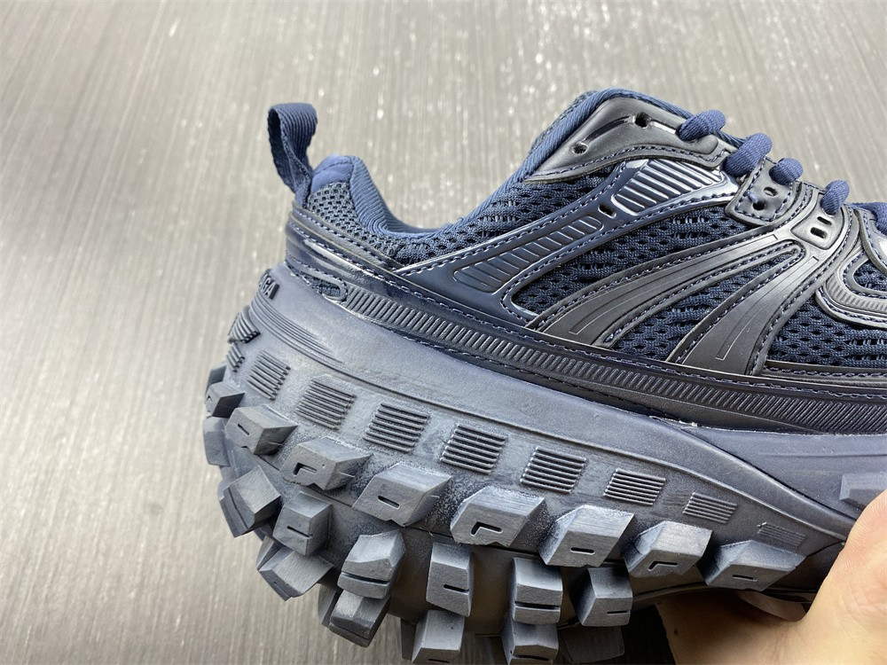 Ba*len*cia*ga defender sneaker