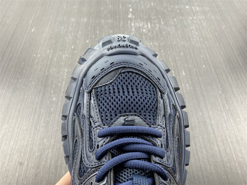 Ba*len*cia*ga defender sneaker