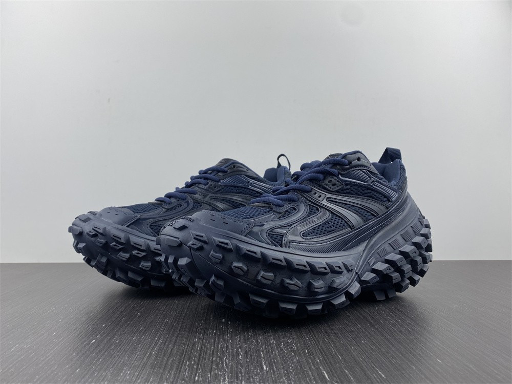 Ba*len*cia*ga defender sneaker