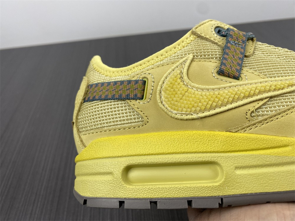 travis scott nike air max 1 wheat do9392-700