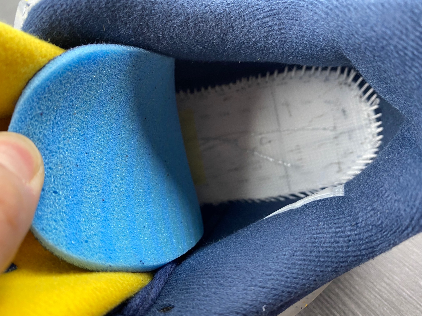 jordan 4 retro michigan (pe) - aj4 1036660