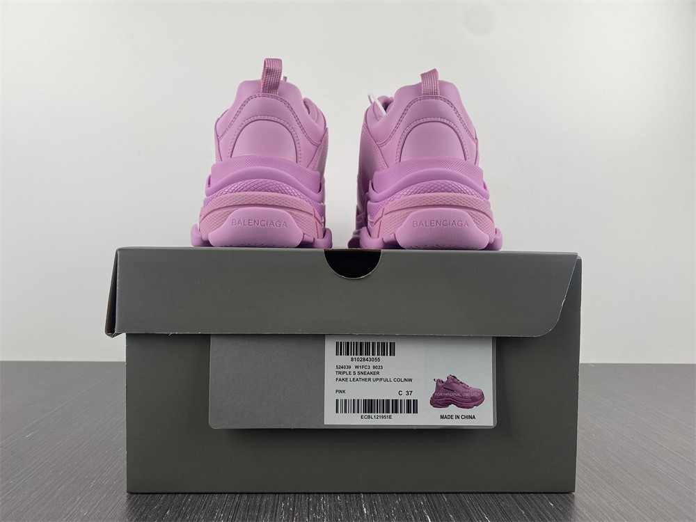 Ba*len*cia*ga triple s