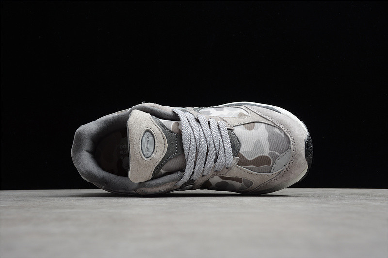 new Ba1an*e 2002r bape grey men