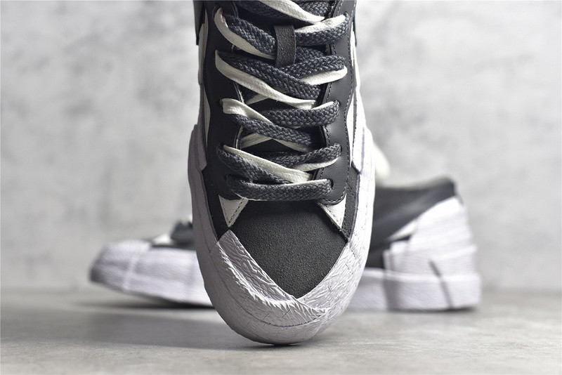 sacai nike blazer low dark grey dd1877-002