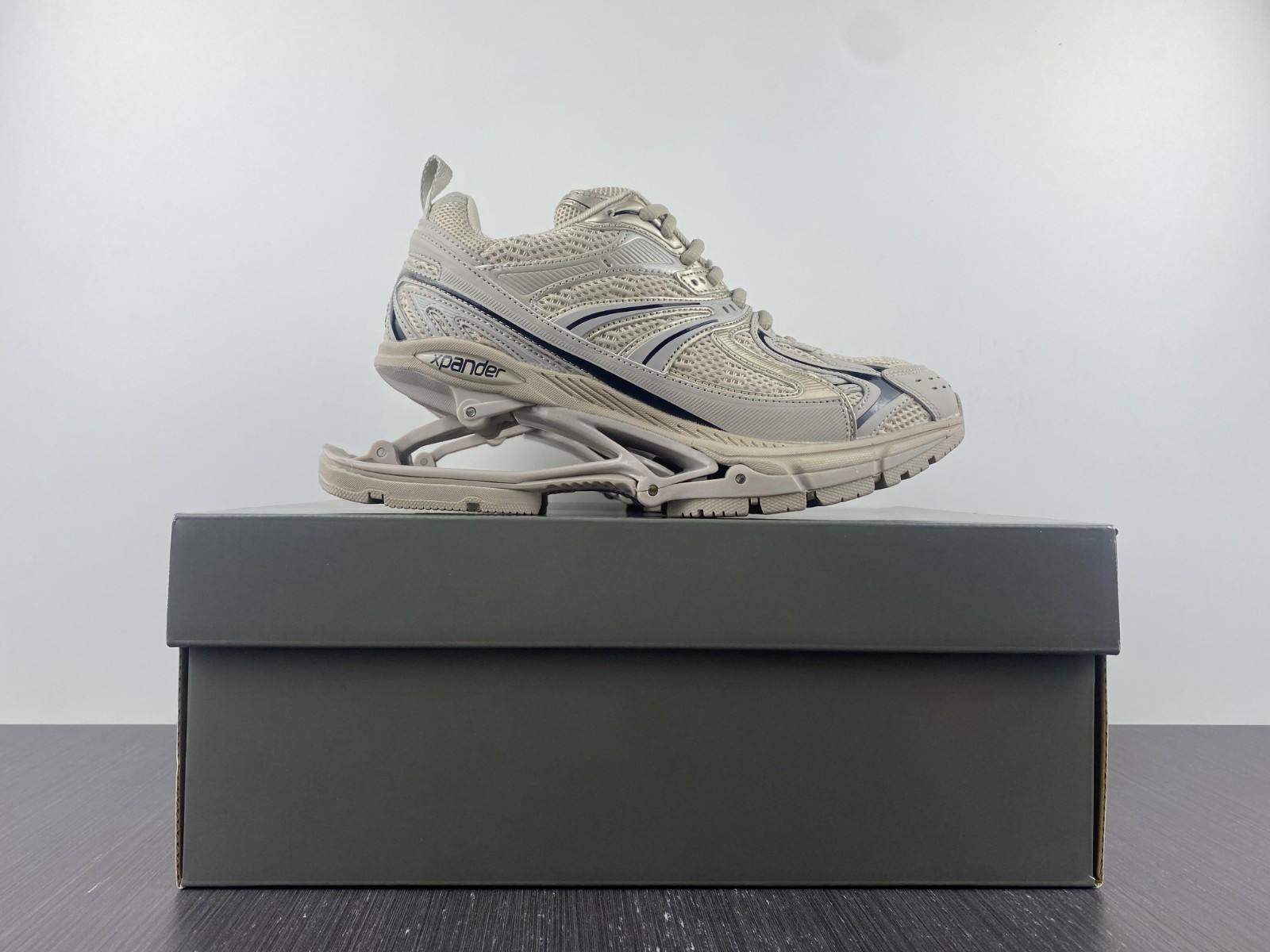 Ba*len*cia*ga x-pander 6.0