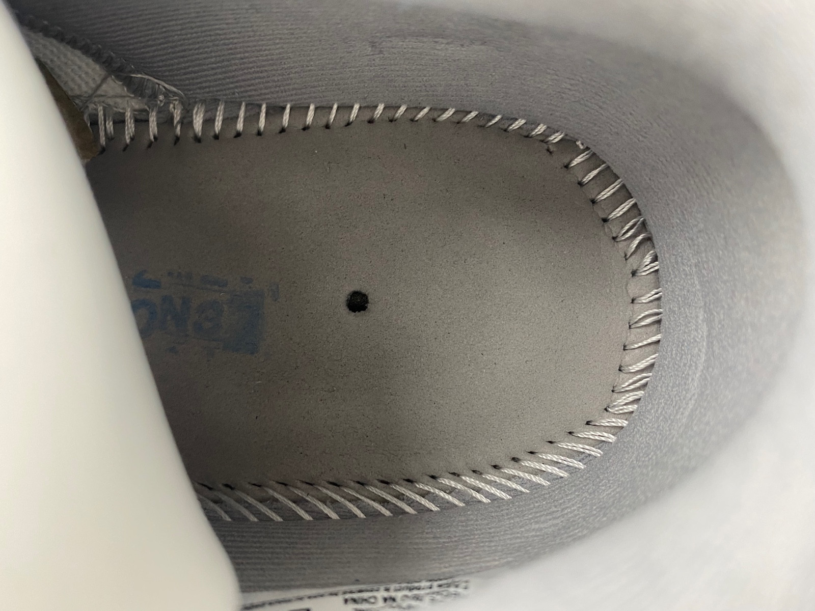 air jordan 11 low cement grey av2187-140