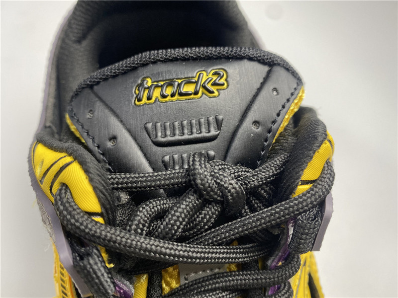 Ba*len*cia*ga track 2