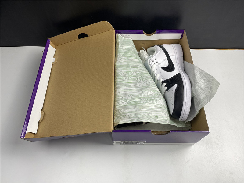 nike dunk sb low “yin yang” 313170-023