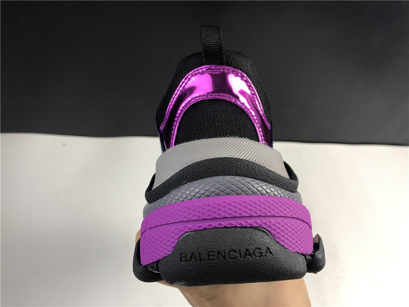 Ba*len*cia*ga triple s