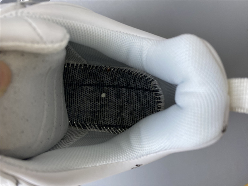 Ba*len*cia*ga triple s