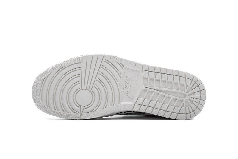 air jordan 1 mid all-over logos 554724-119