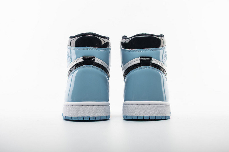 air jordan 1 retro high unc patent cd0461-401