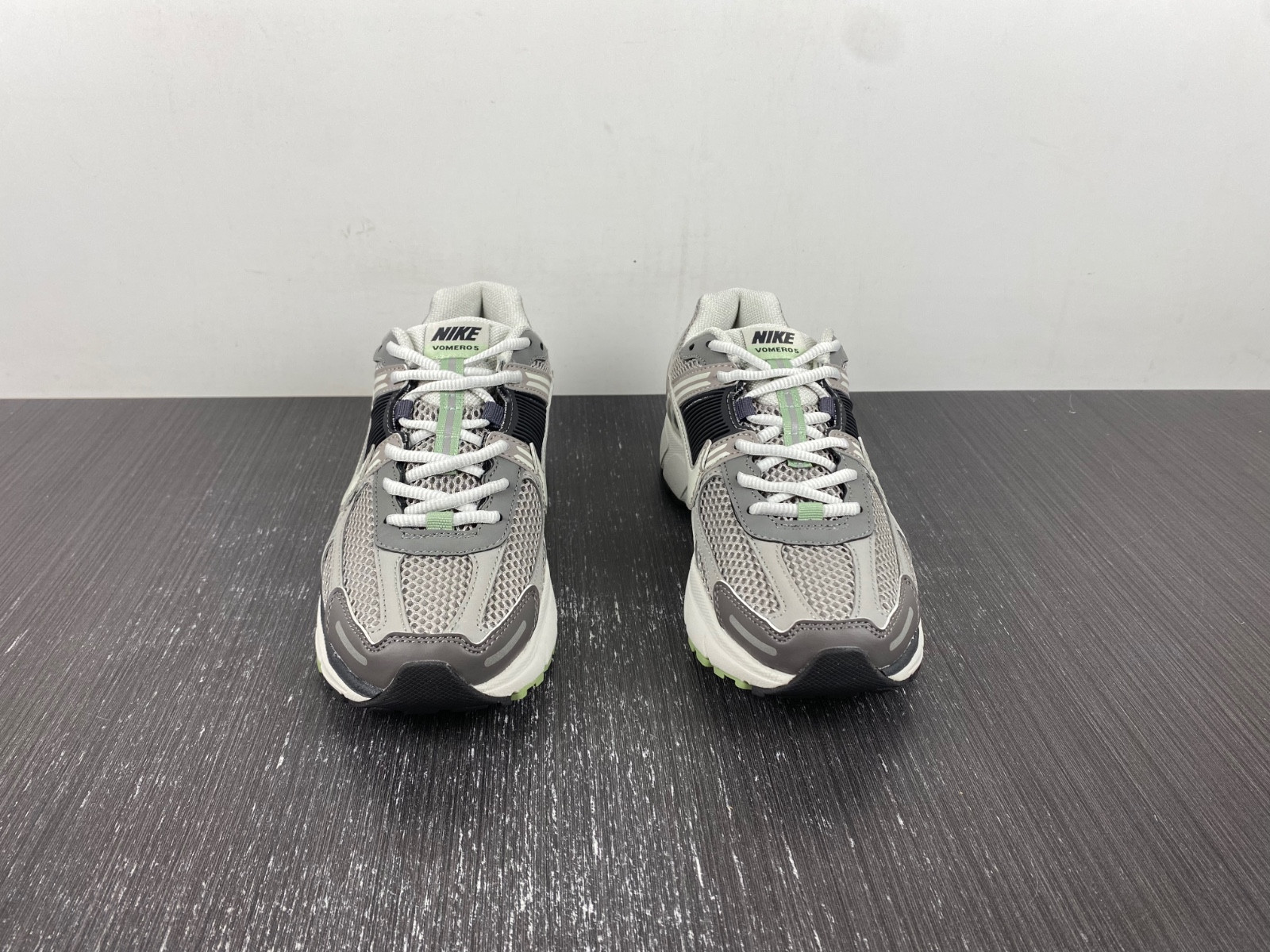 nike zoom vomero 5 cobblestone light stone fb8825-001