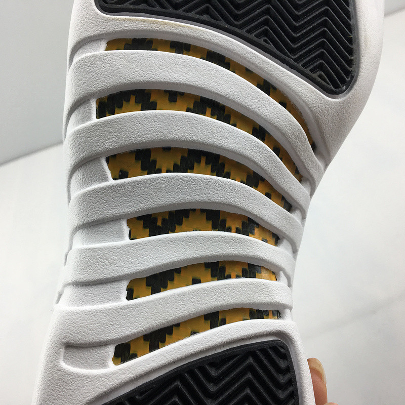 jordan 12 retro reverse taxi 130690-017