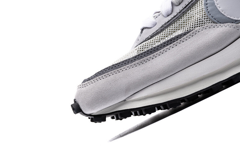 nike ld x waffle sacai green multi bv0073-100